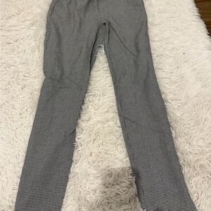 LOFT Men's Black and White Patterned Dress Pants